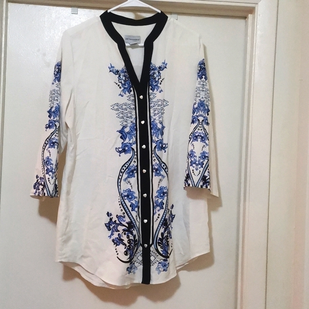 SOFT SUROUNDING SHIRT